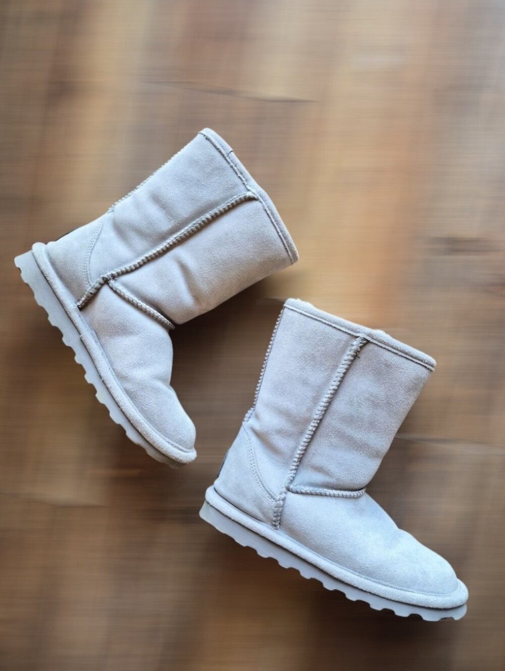 BearPaw Gray Elle Suede Wool Lining Waterproof Short Boots Size 7 Women